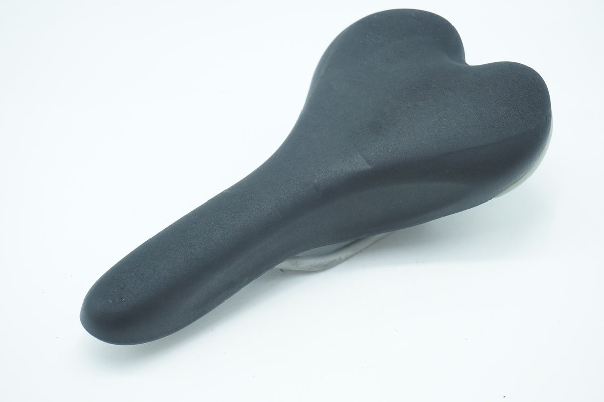 SELLE ROYAL「セラロイヤル」 WING GEL サドル/ 京都西院店