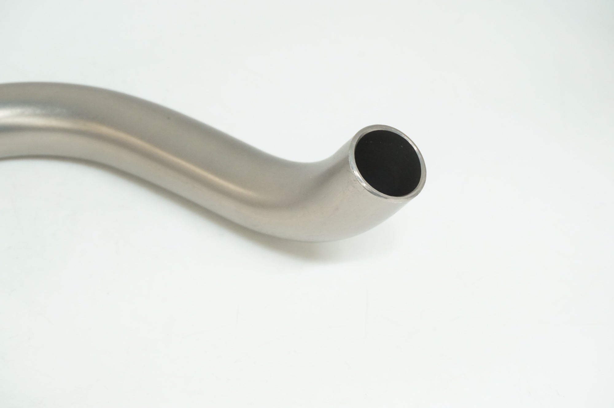 NITTO 「ニットー」 RB-018 400mm φ26.0 ブルホーンバー ハンドル