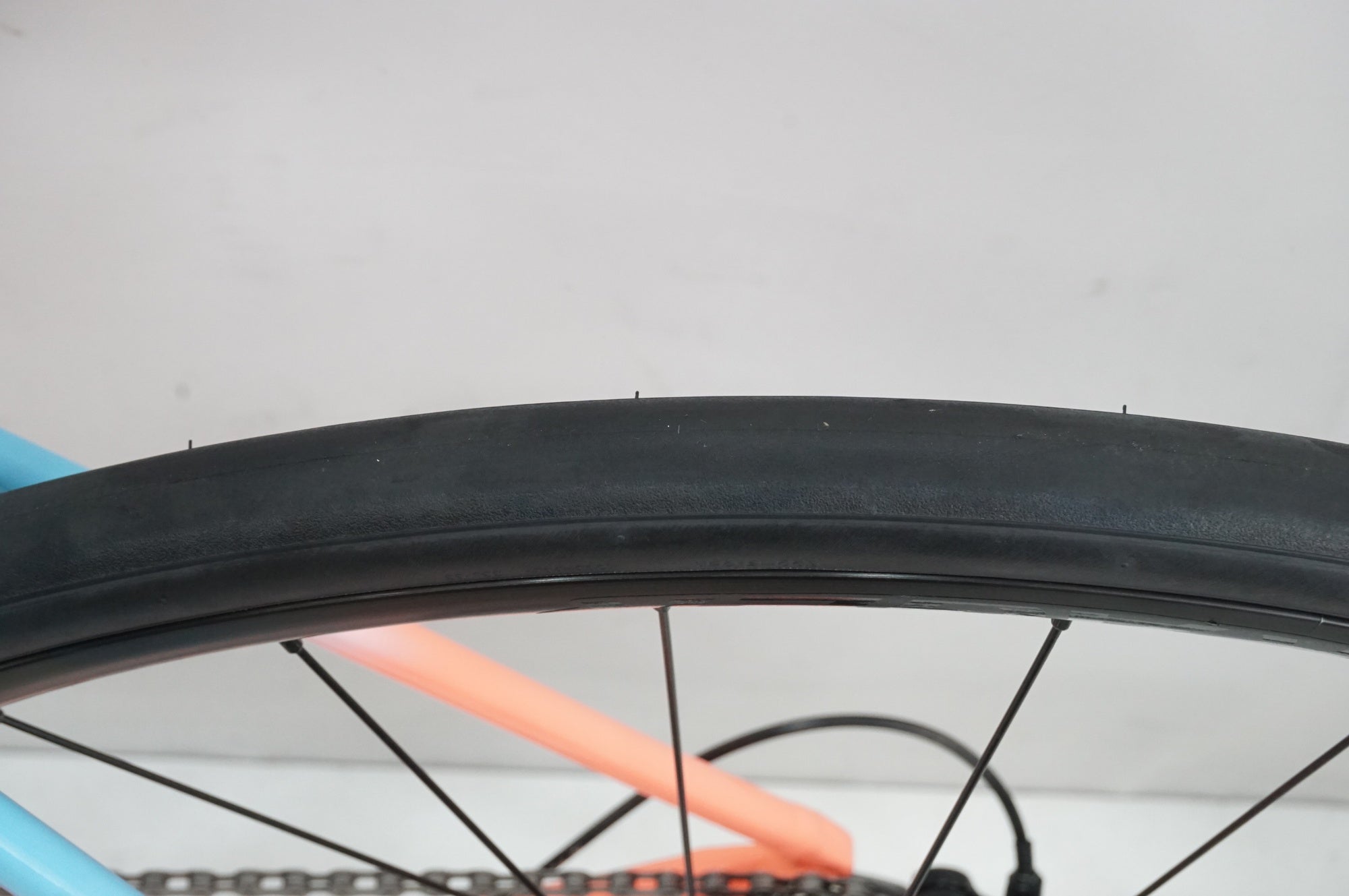 TREK 「トレック」 EMONDA ALR 5 2023年モデル ロードバイク / 大宮店