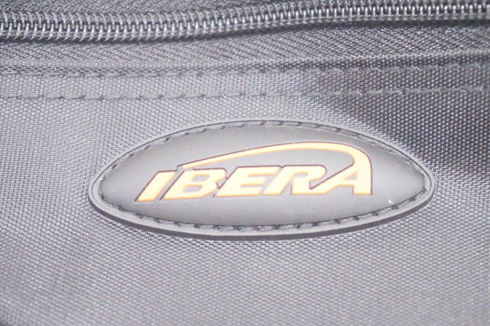 IBERA「イベラ」 フレームバック / 京都西院店