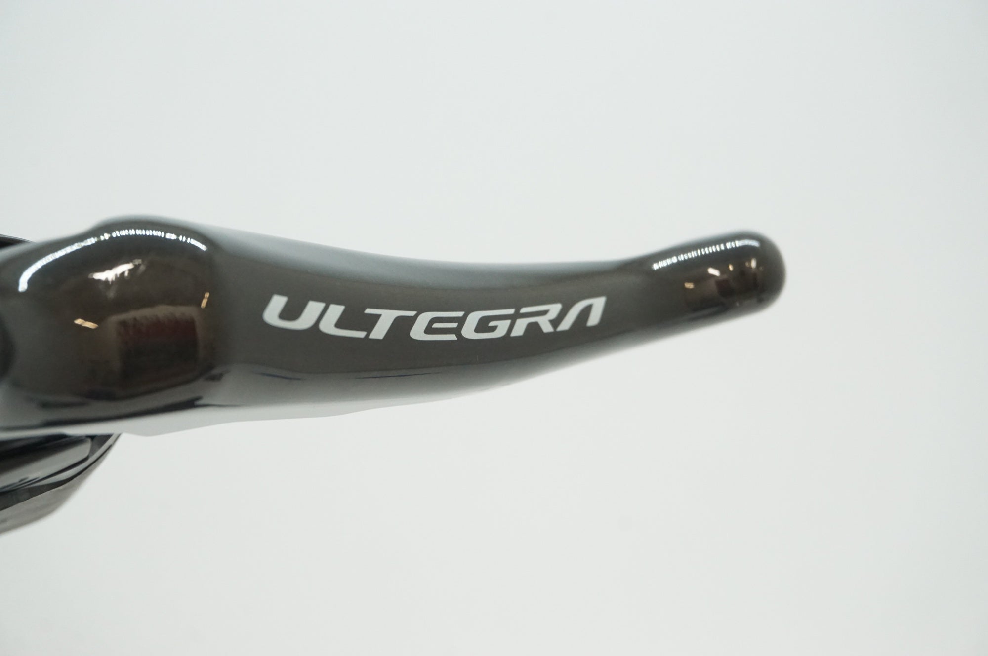 SHIMANO 「シマノ」 ULTEGRA ST-R8020 デュアルコントロールレバー / 福岡アイランドシティ店