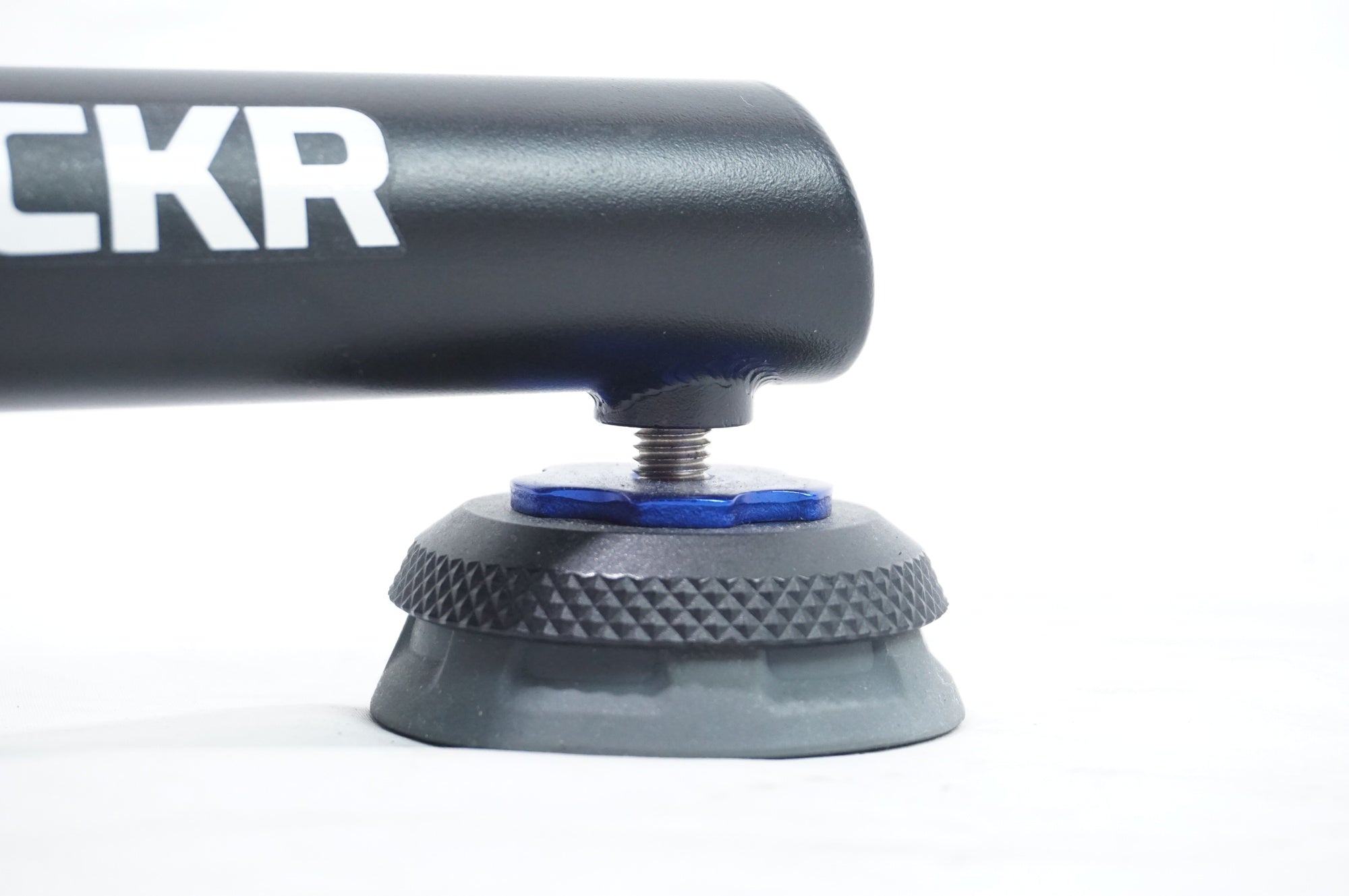 WAHOO 「ワフー」 KICKR V5 WF113 サイクルトレーナー / 中目黒店