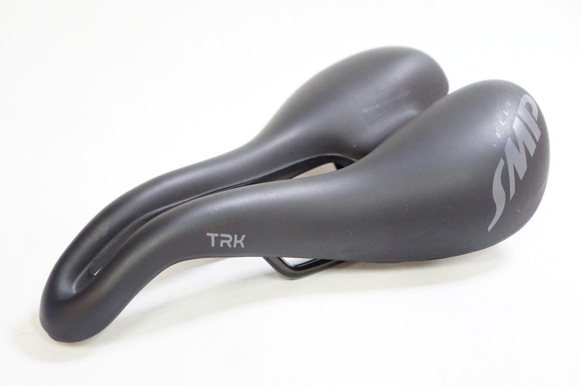 SELLE SMP 「セラエスエムピー」 TRK サドル / 熊谷本店