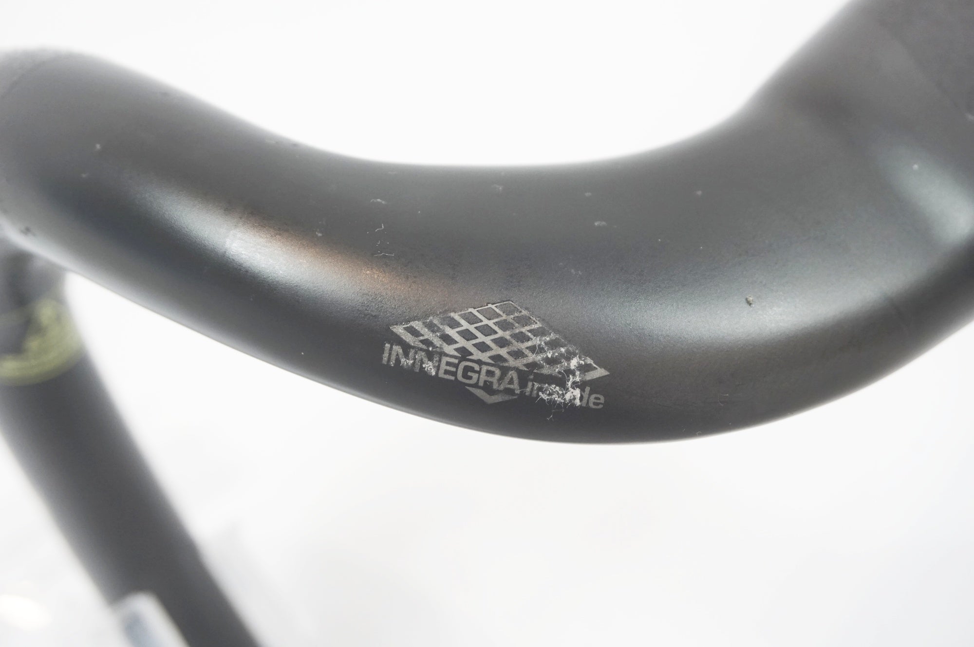 SHIMANO 「シマノ」 PRO VIBE AERO CARBON φ31.8 400mm ドロップ
