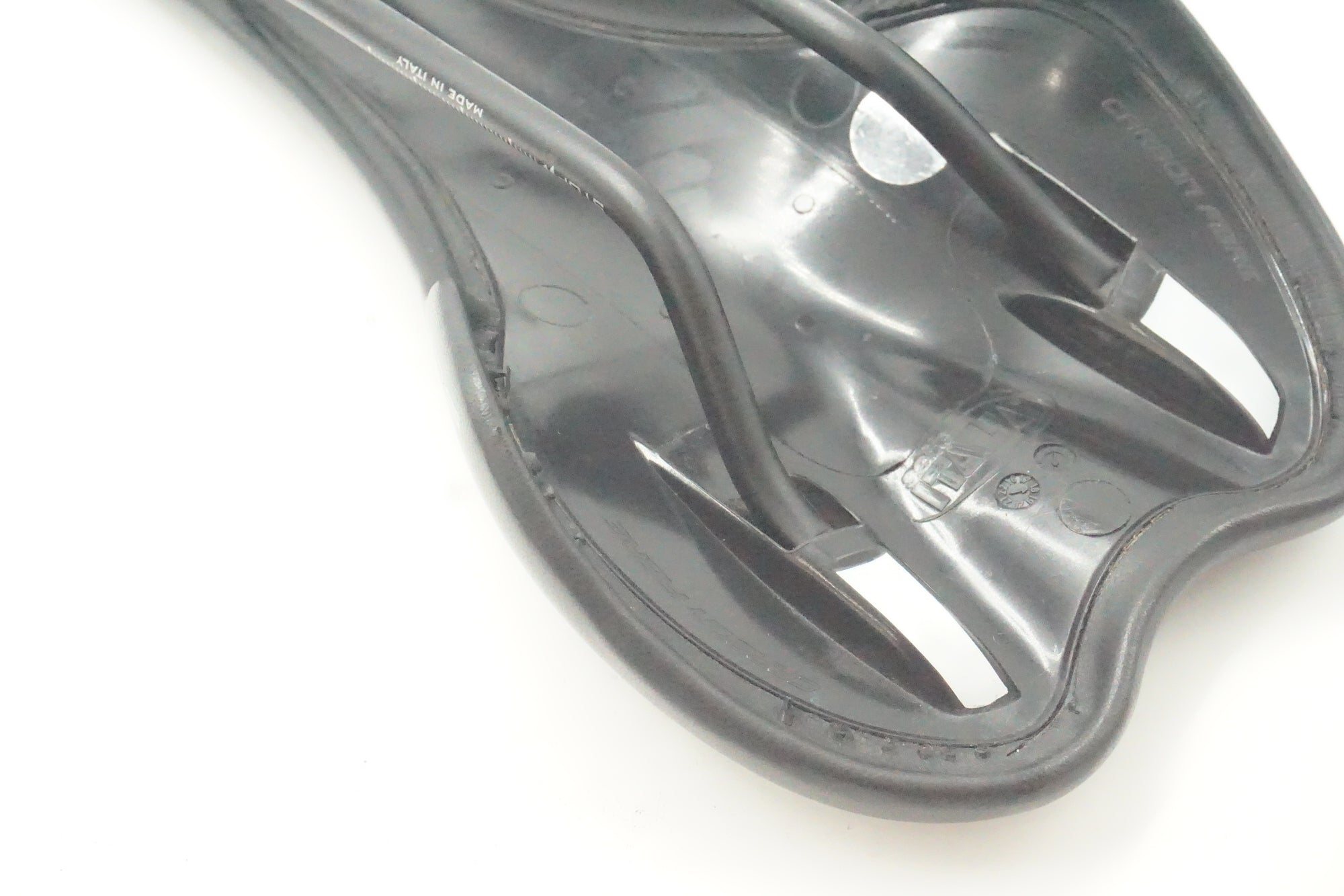 SELLE ITALIA「セライタリア」 SLR サドル/ 京都西院店