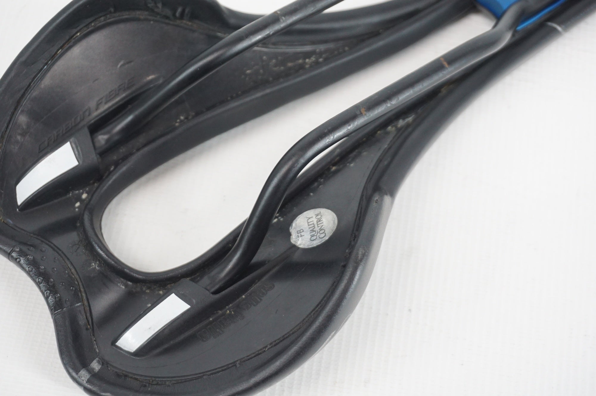 SELLE ITALIA 「セライタリア」 SLR SUPERFLOW サドル / 阪急塚口店