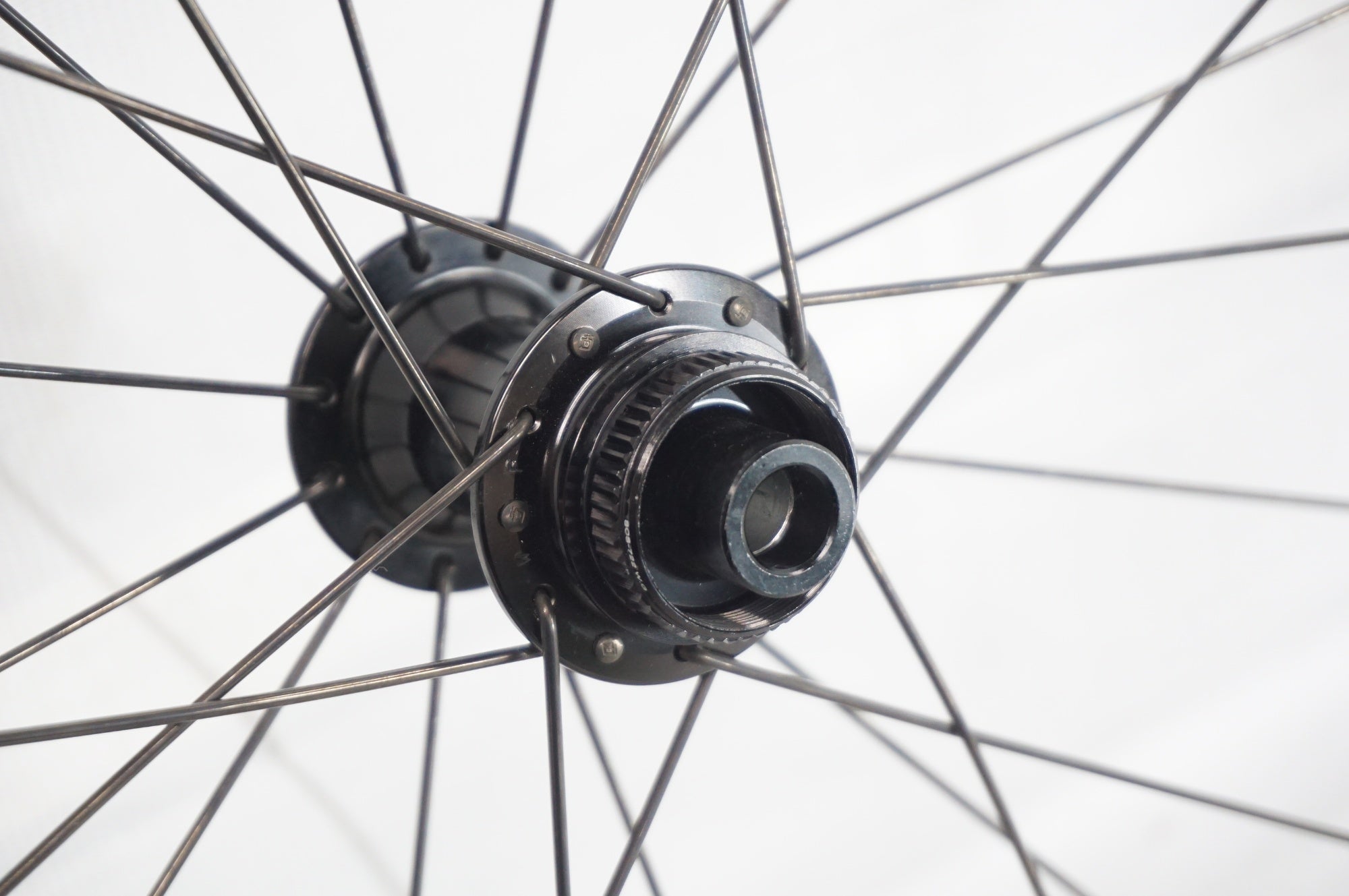 DT SWISS 「ディーティースイス」 R470 DB XDR11速 ホイールセット / 阪急塚口店