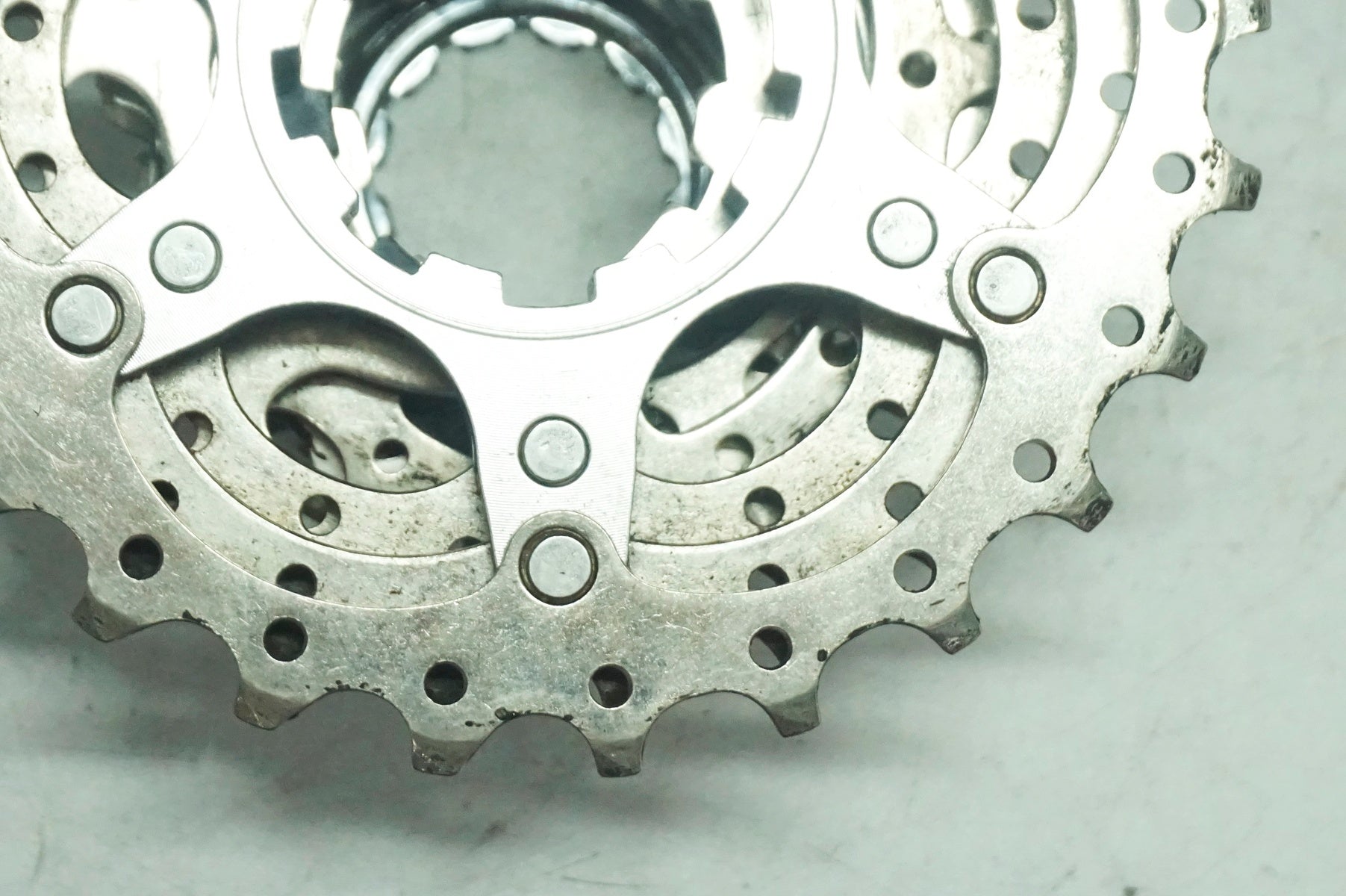 SHIMANO 「シマノ」 105 CS-5700 12-25T スプロケット / 大阪門真店