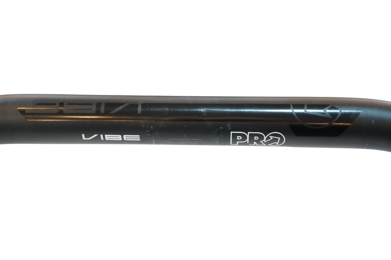 SHIMANO 「シマノ」 PRO VIBE φ31.8 390mm ハンドル / バイチャリ浦和ベース