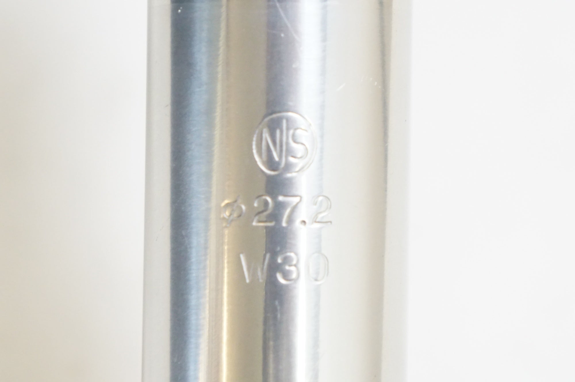 NITTO 「ニットー」 NJ-SP72 W30 φ27.2 約210mm シートポスト / 熊谷