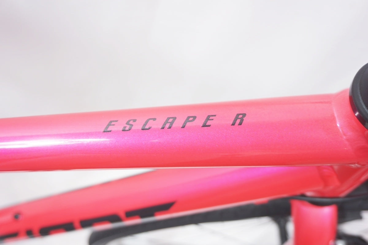 GIANT 「ジャイアント」 ESCAPE R3 2025年モデル クロスバイク / バイチャリ世田谷店