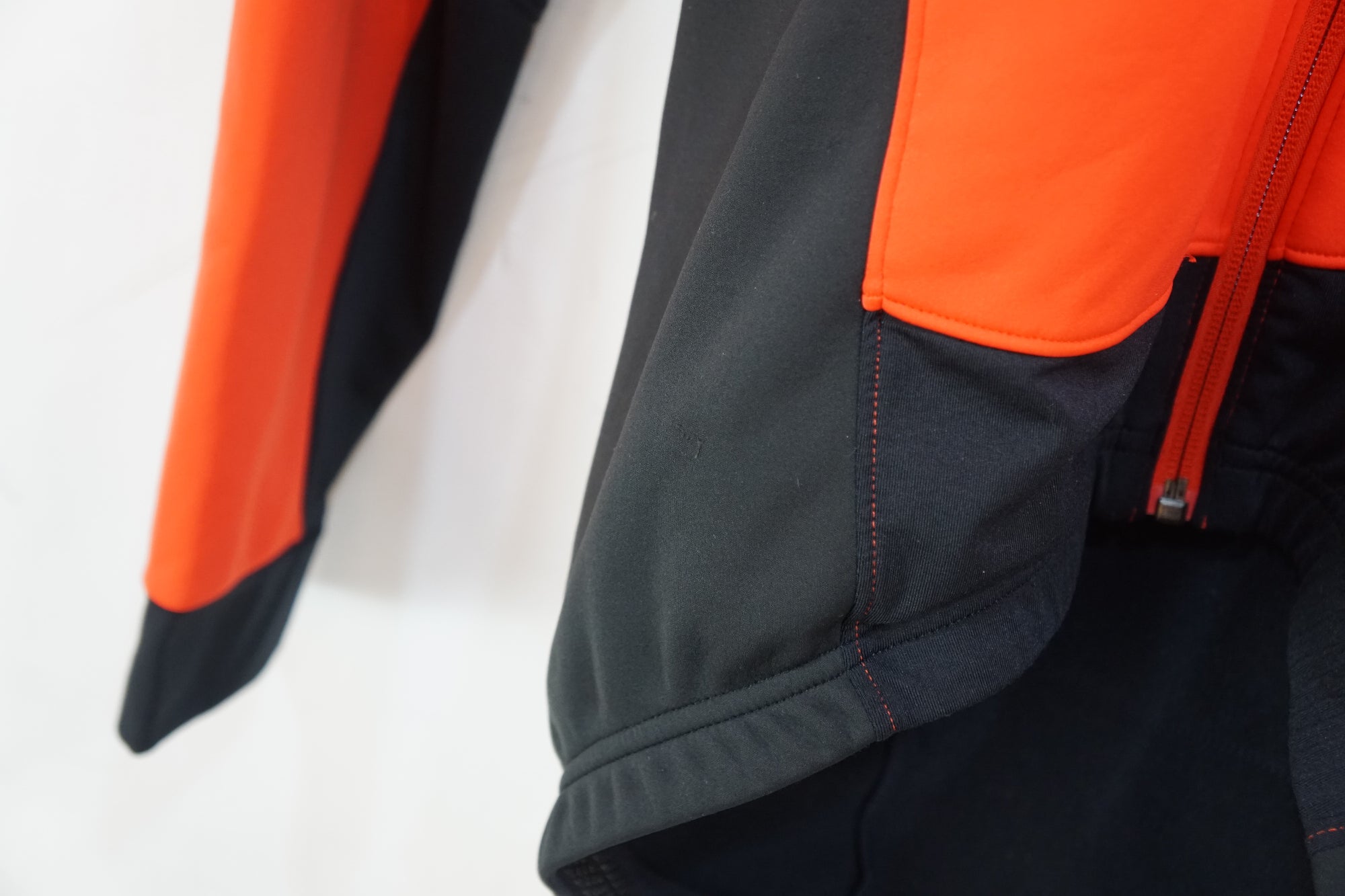 BONTRAGER 「ボントレガー」 VELOCIS SOFTSHELL JACKET Mサイズ