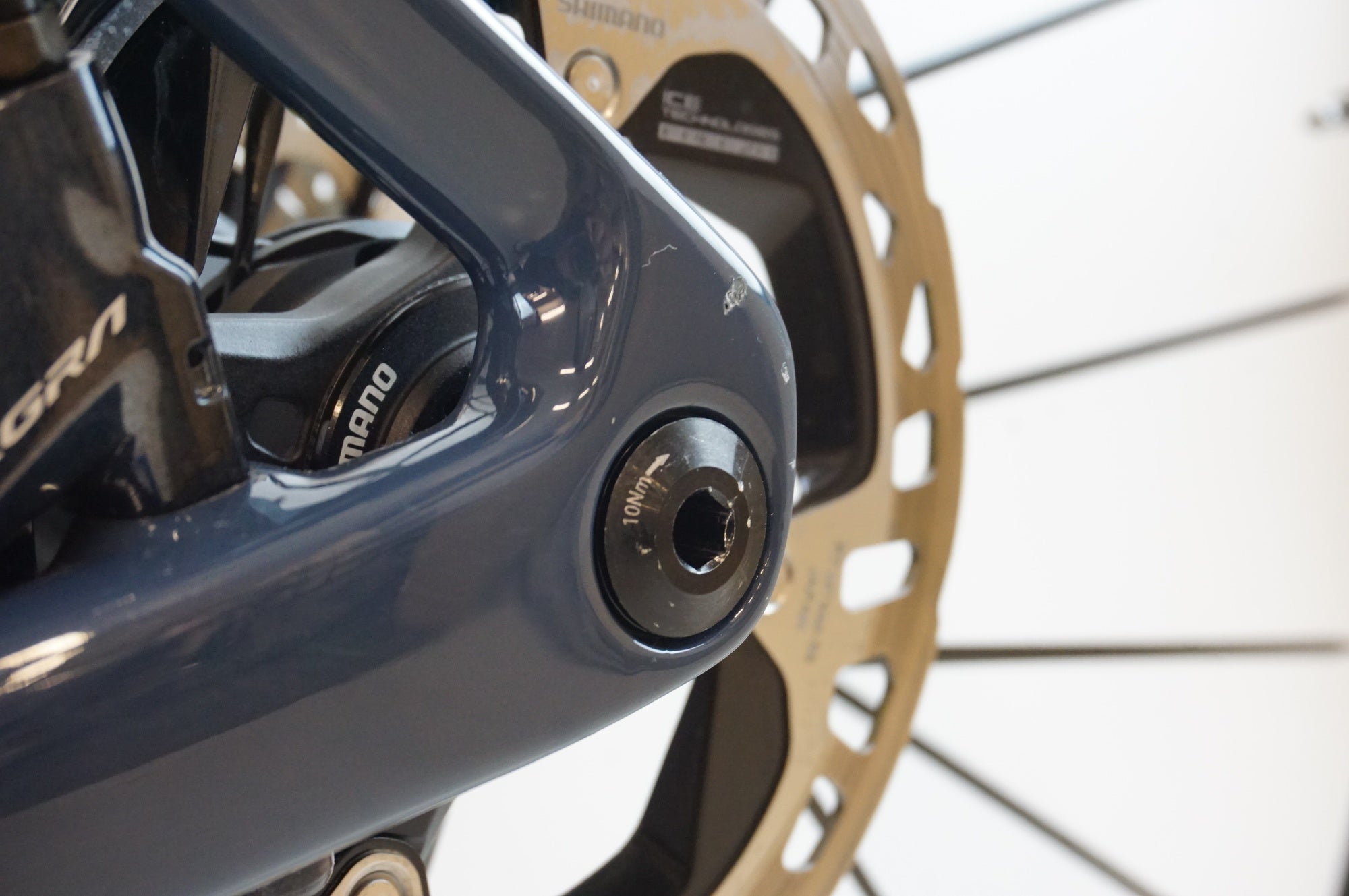 FOCUS 「フォーカス」 IZALCO MAX DISC 2024年モデル ロードバイク