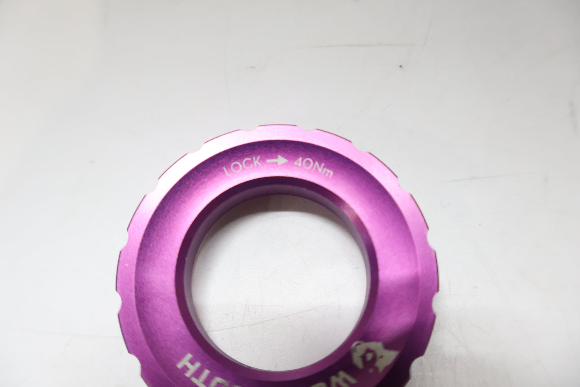 WOLF TOOTH 「ウルフ トゥース」 センターロックローターロックリング / 高知店