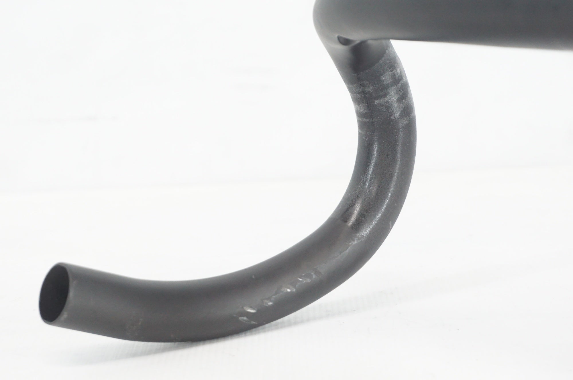 LAPIERRE 「ラピエール」 カーボン Φ31.8 420mm ハンドル / 阪急塚口店