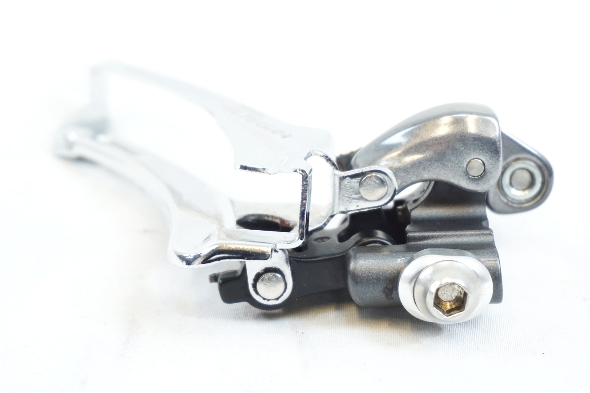 SHIMANO 「シマノ」 ULTEGRA FD-6700 フロントディレイラー / 有明ガーデン店