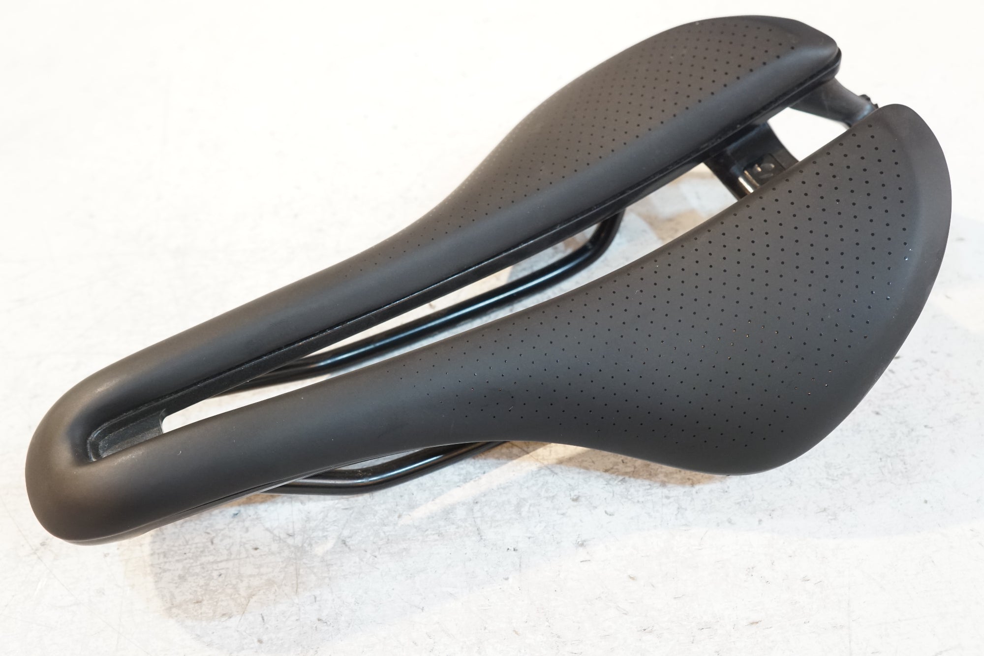 BONTRAGER 「ボントレガー」 AEOLUS COMP サドル / バイチャリ浦和 BONTRAGER 「ボントレガー」 AEOLUS COMP サドル / バイチャリ浦和