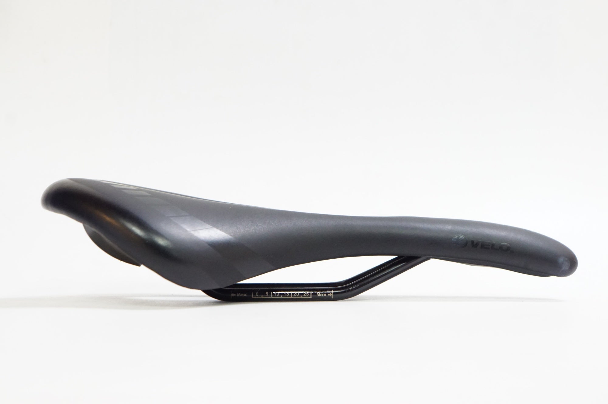 VELO 「ベロ」 VL-3446 サドル / 熊谷本店