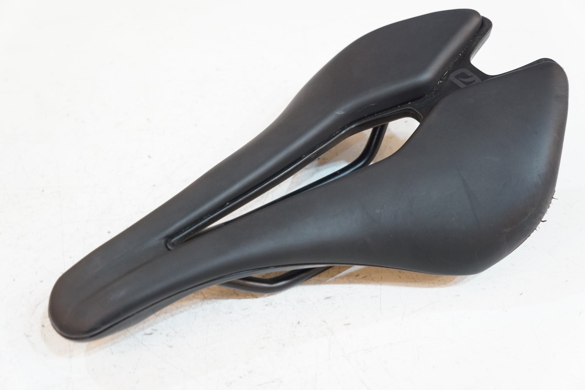 MOST 「モスト」 LYNX ULTRA 145mm サドル / バイチャリ浦和ベース