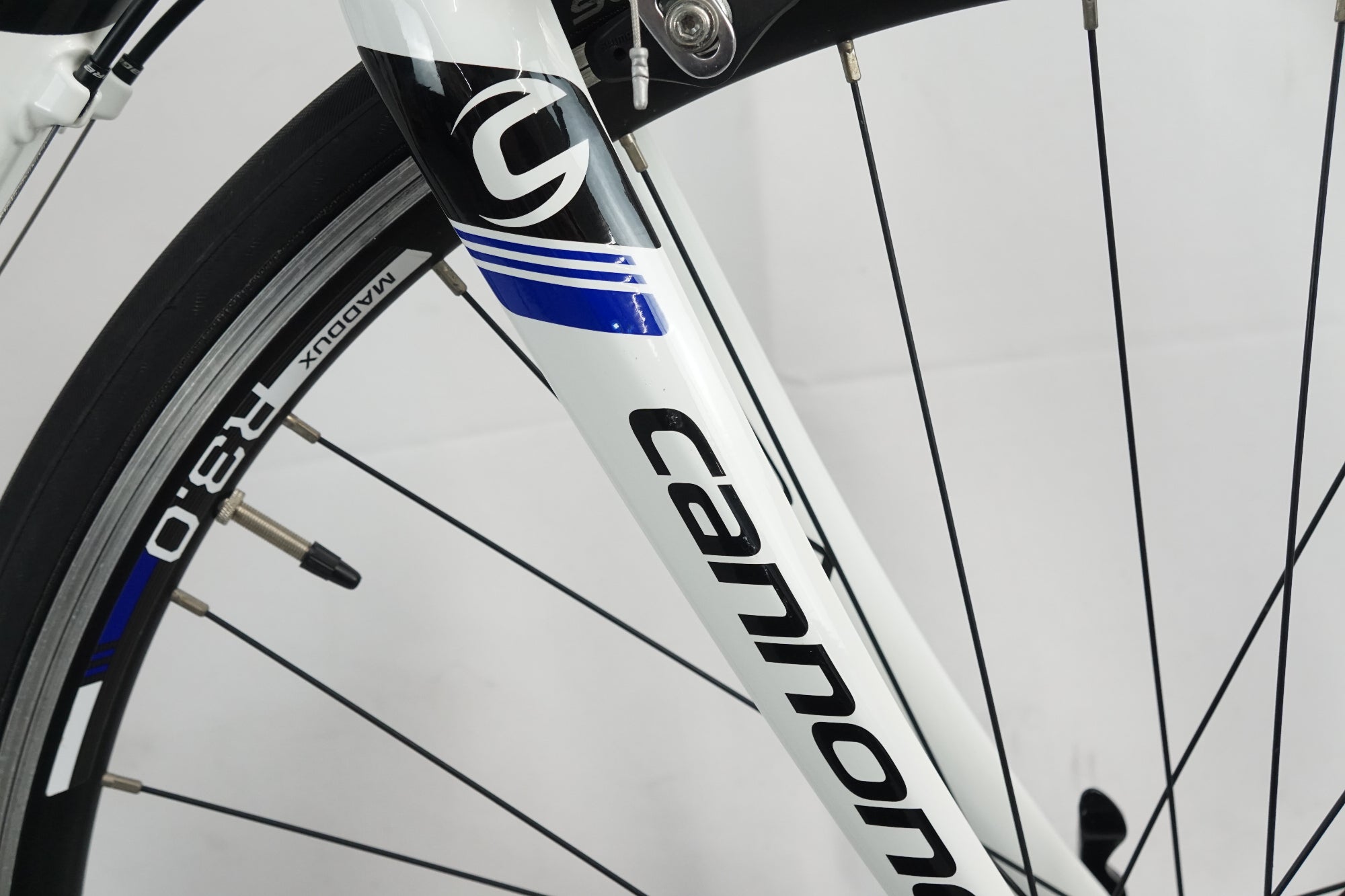 CANNONDALE 「キャノンデール」 CAAD8 2015年モデル ロードバイク / バイチャリ浦和ベース