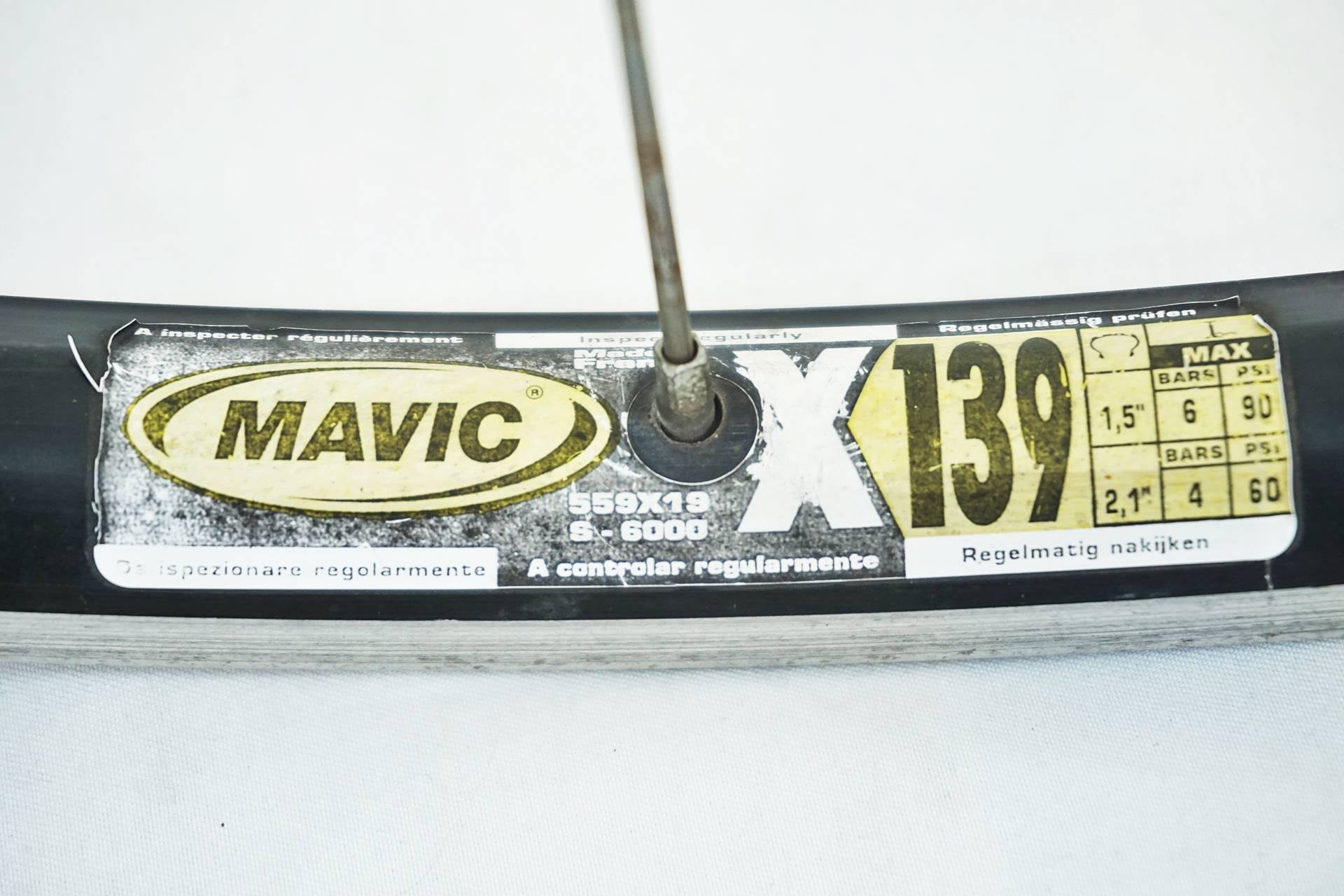 MAVIC 26インチ MA40 リムと TIMBUK2 タイヤセット old MAVIC 26インチ MA40 リムと TIMBUK2 タイヤセット old