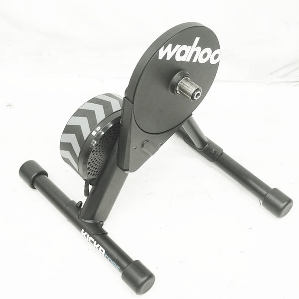 Bianchi ロードバイク Wahoo KICKR CORE 付属品あり WAHOO 「ワフー」 KICKR CORE サイクルトレーナー / 大阪美原北