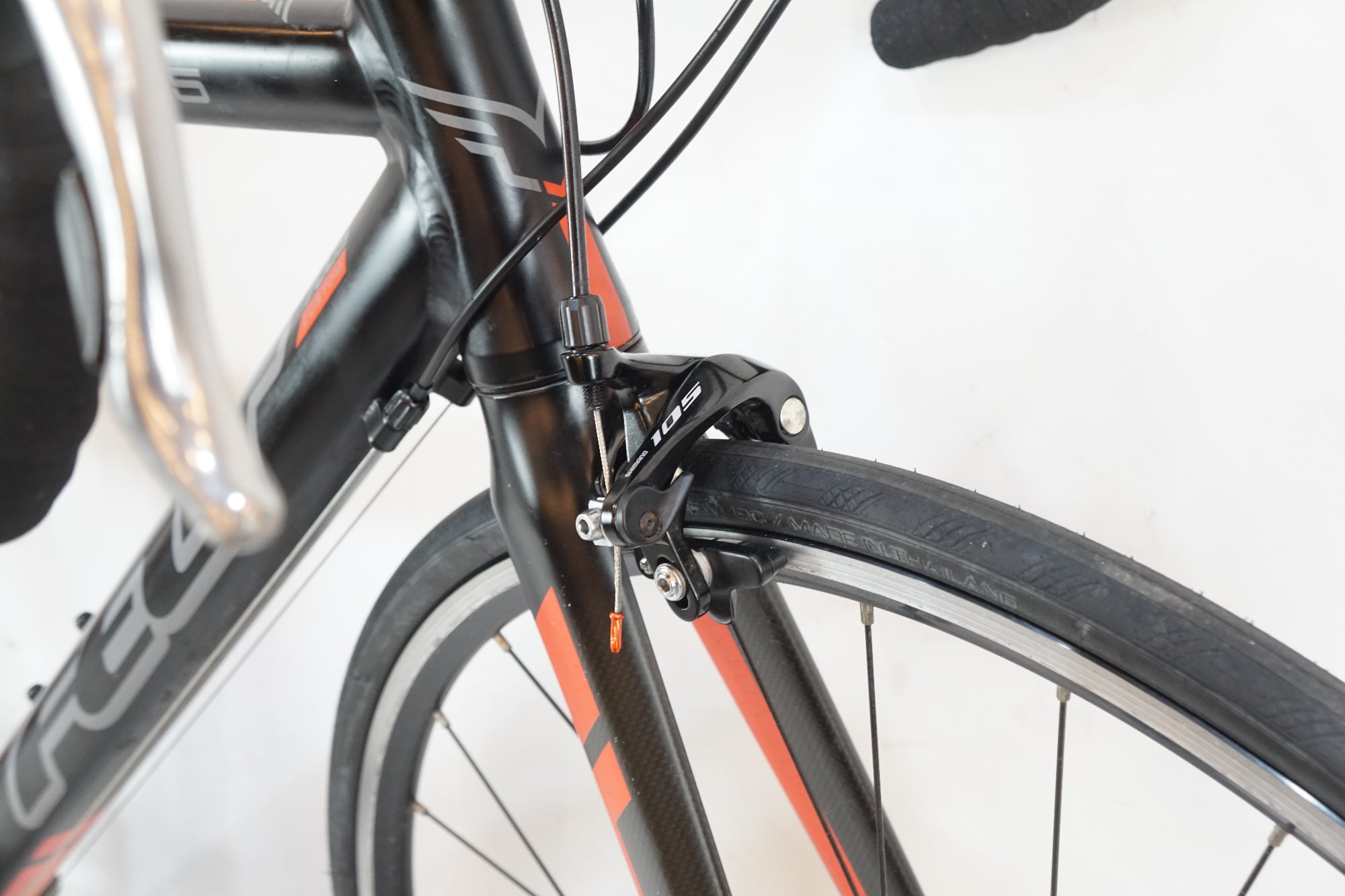 FELT 「フェルト」 F85 2013年モデル ロードバイク / バイチャリ浦和ベース