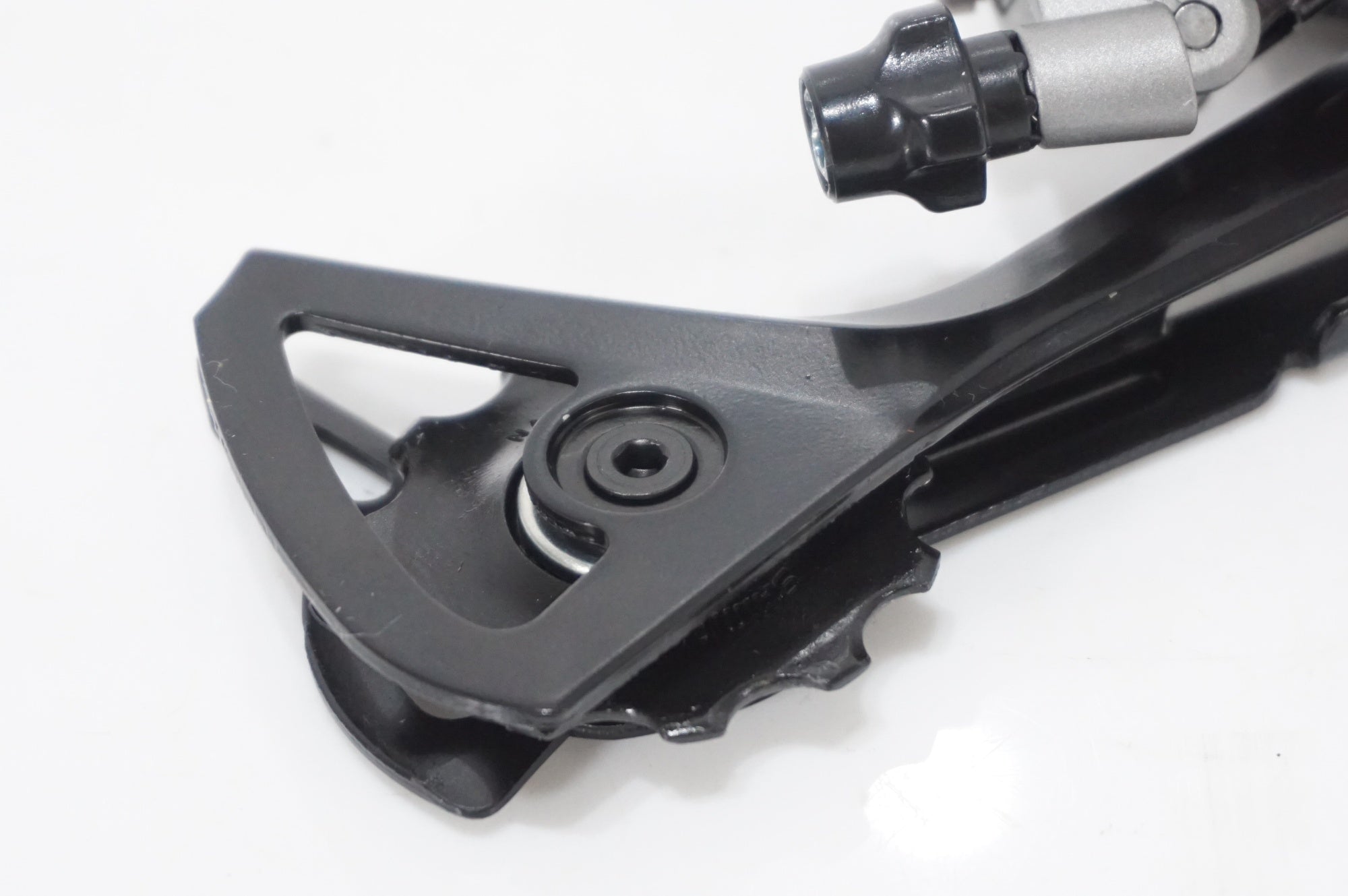 SHIMANO 「シマノ」 ALVIO RD-T4000 リアディレイラー / AKIBA店