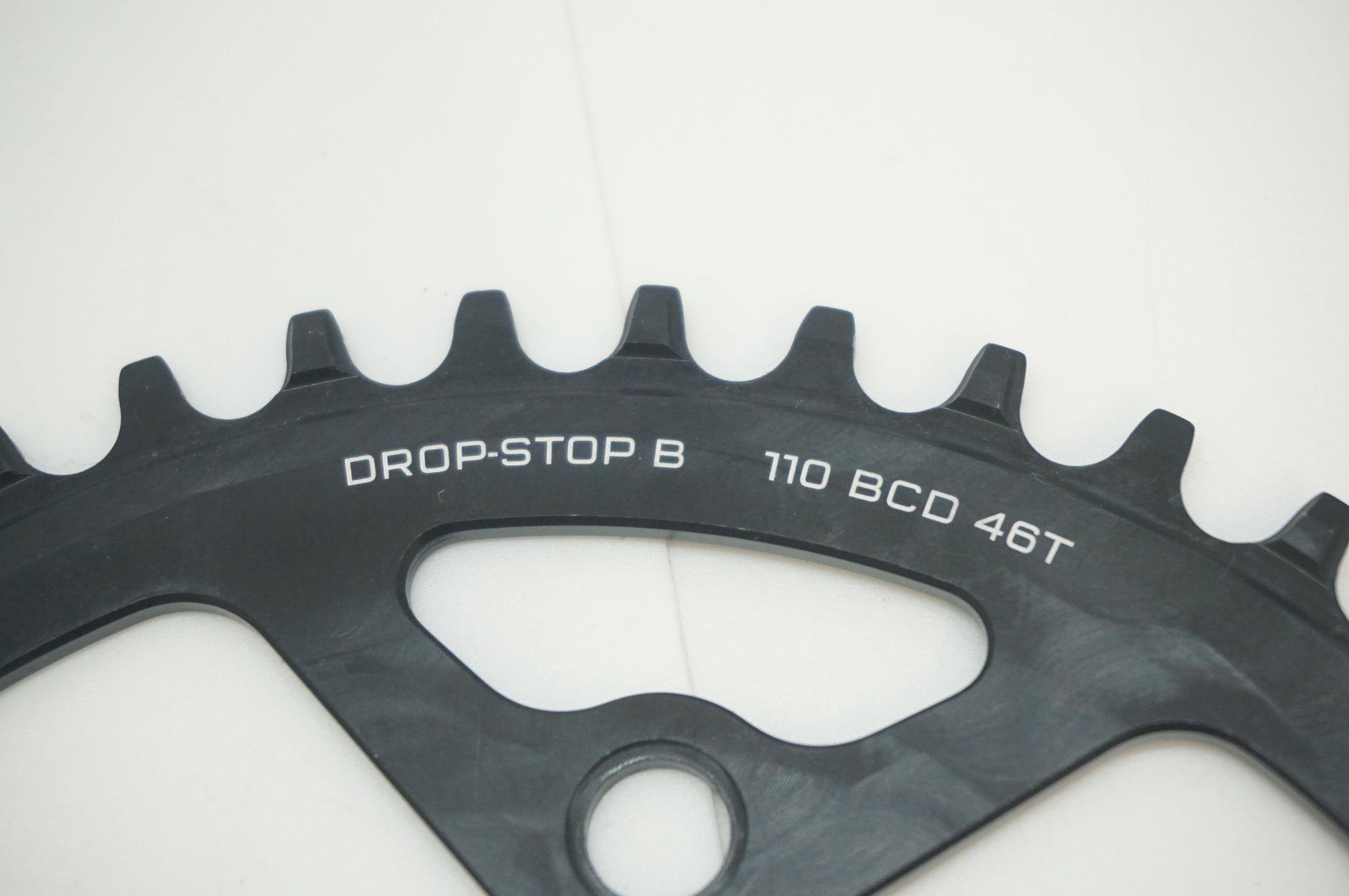 【新品】WOLFTOOTH ( ウルフトゥース ) チェーンリング 46T ウルフトゥース 110 BCD Asymmetric 4-Bolt エアロチェーン