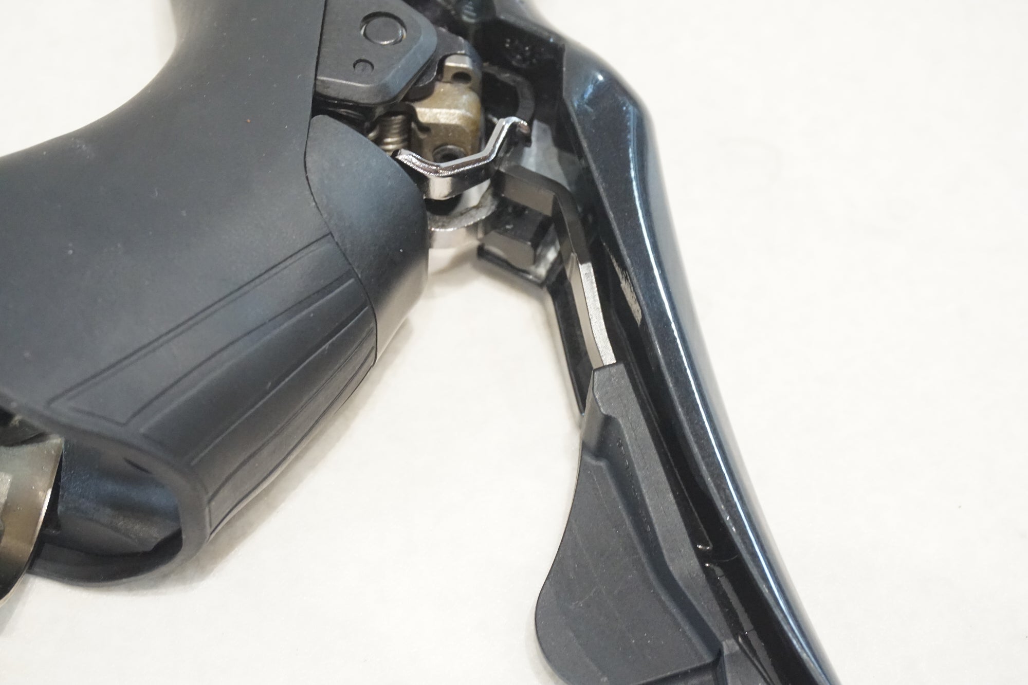 SHIMANO 「シマノ」 ULTEGRA ST-R8020 デュアルコントロールレバーセット / 横浜戸塚店