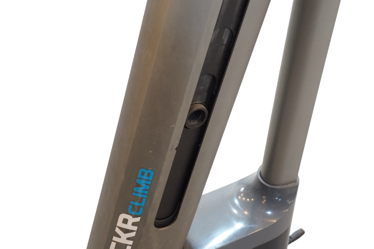 WAHOO 「ワフー」 KICKR CLIMB インドアグレードシュミレーター / バイチャリ浦和ベース