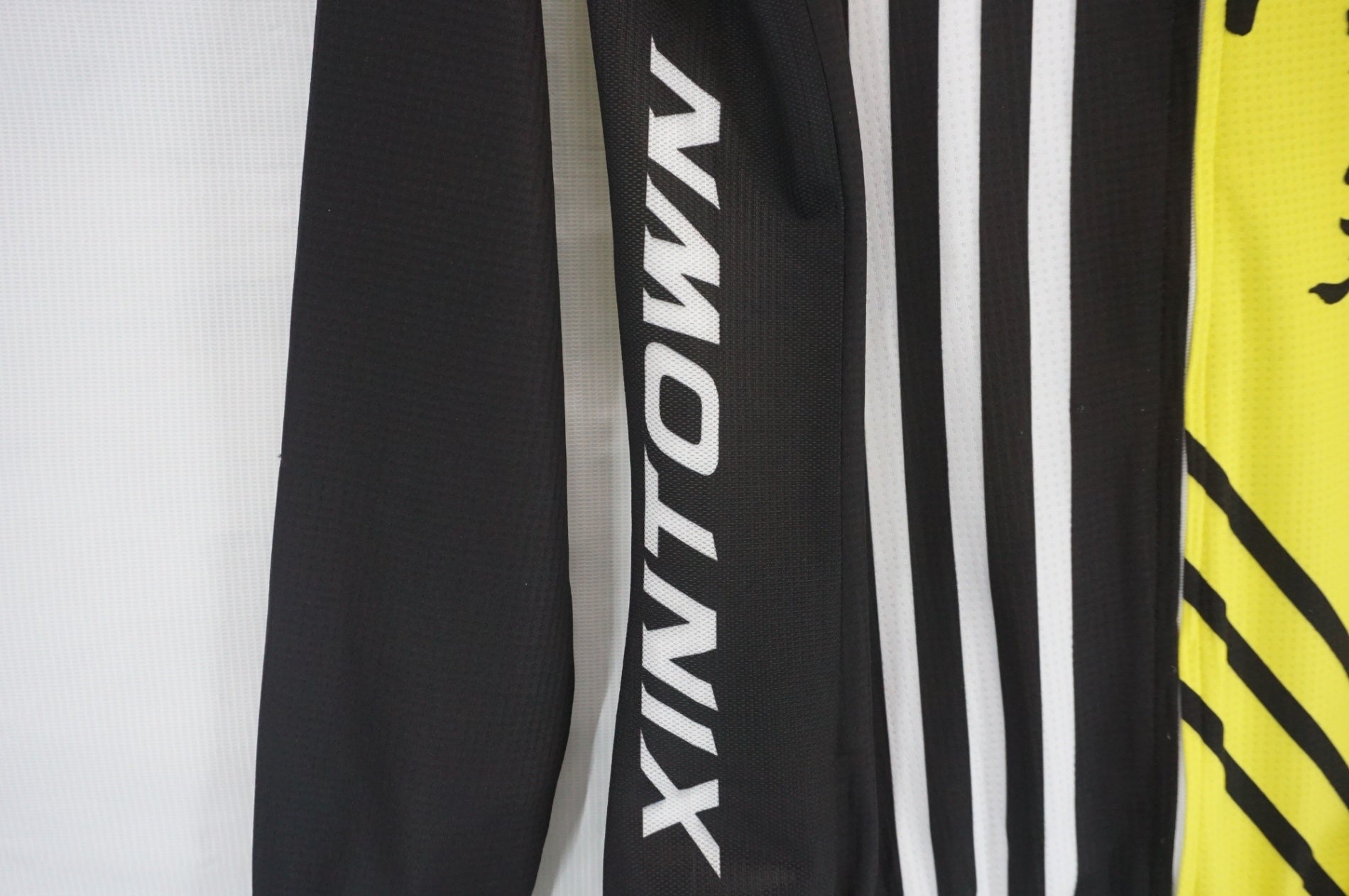 XINTOWN 「チンタウン」 セットアップ Lサイズ ジャージ / 阪急塚口店