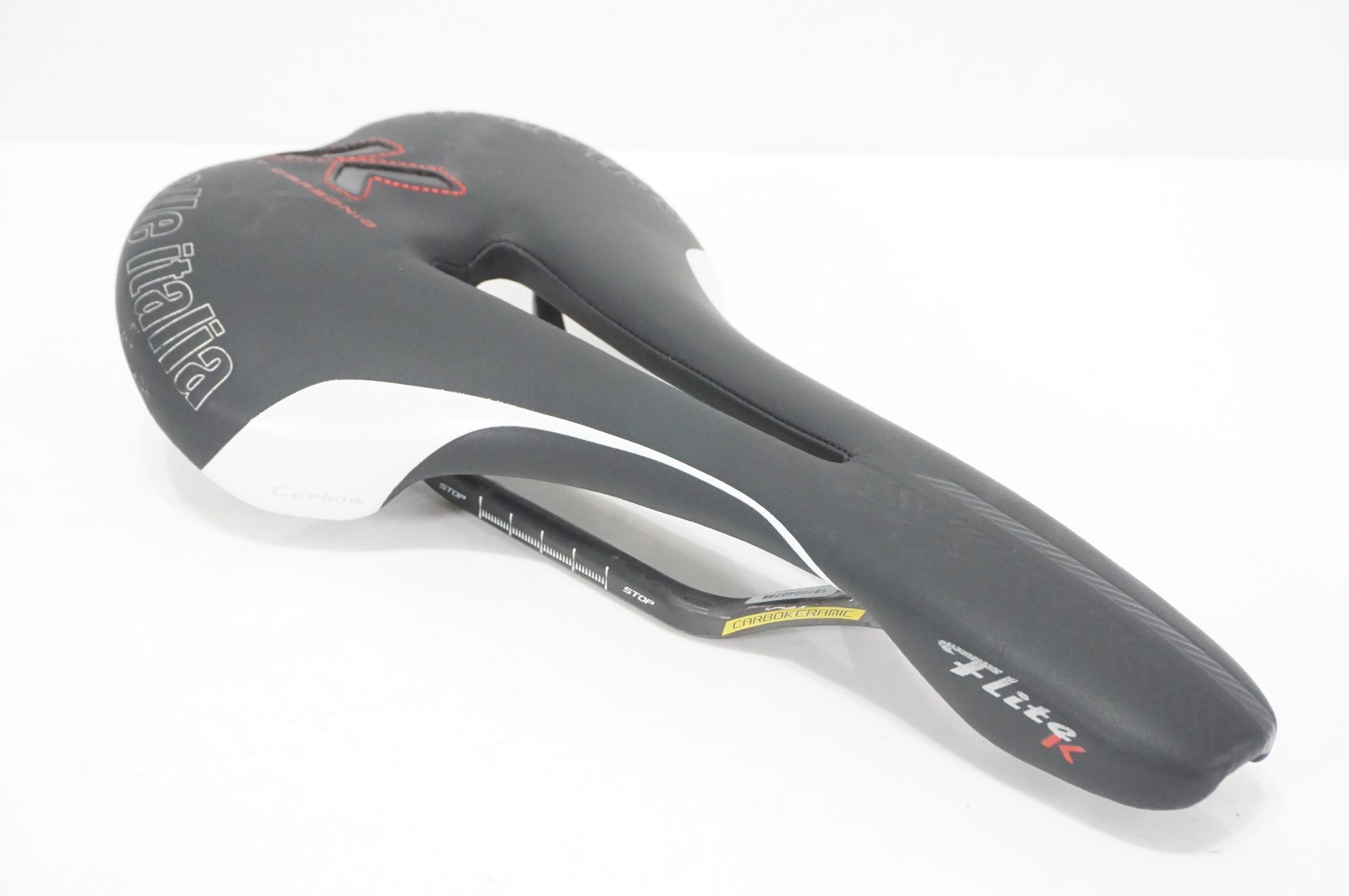 SELLE ITALIA 「セライタリア」 FLITE KIT CARBON サドル / AKIBA店