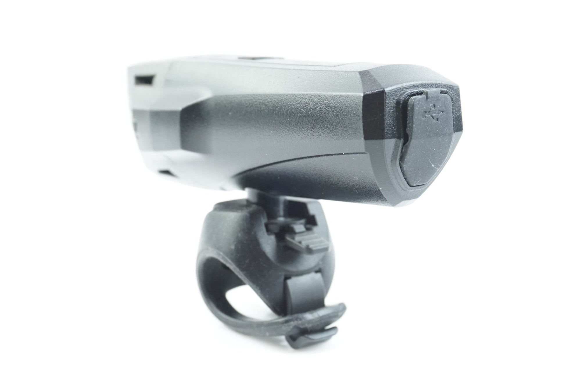 GIANT 「ジャイアント」 NUMEN+ HL0 フロントライト / 中目黒店