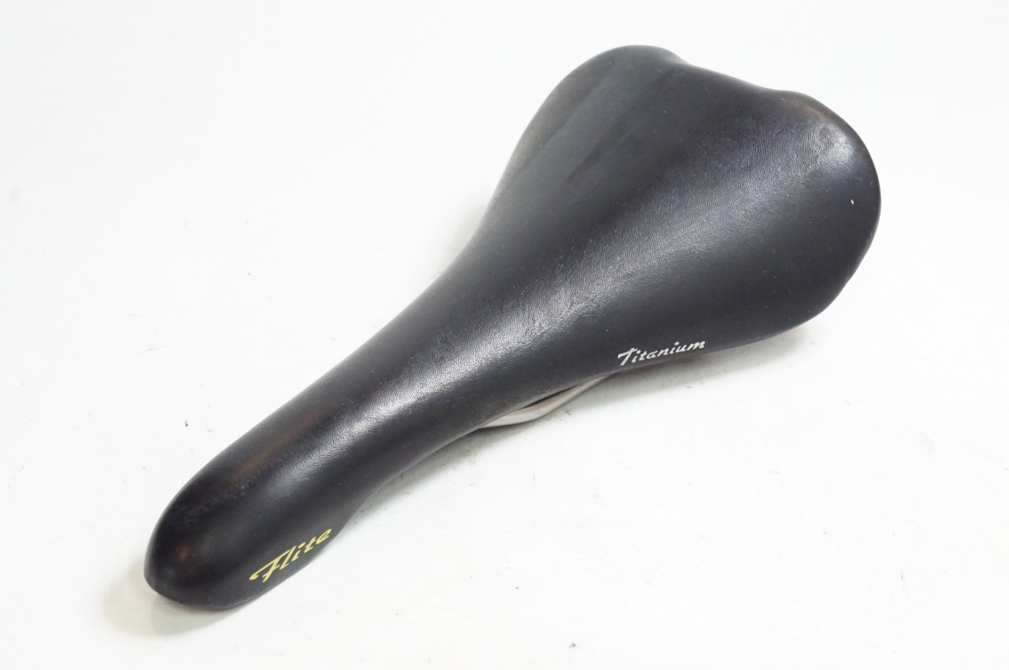 サドル (Selle Italia Flite Titanium)  黒色 SELLE ITALIA 「セライタリア」 FLITE TITANIUM サドル / 熊谷