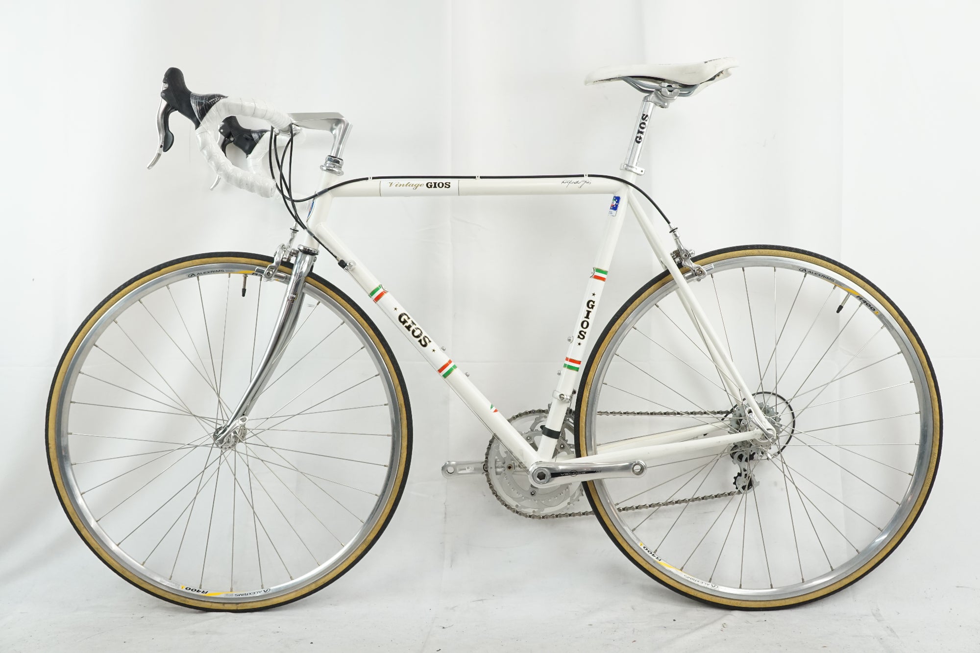 GIOS 「ジオス」 VINTAGE VELOCE 2015年モデル ロードバイク / バイチャリ浦和ベース