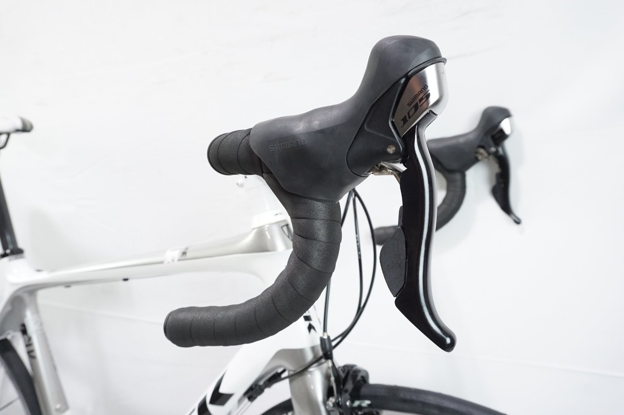 ロードバイク関連部品　TREK madone 58　5.5 ジャンク 2025年最新】TREK MADONE 5.5の人気アイテム - メルカリ