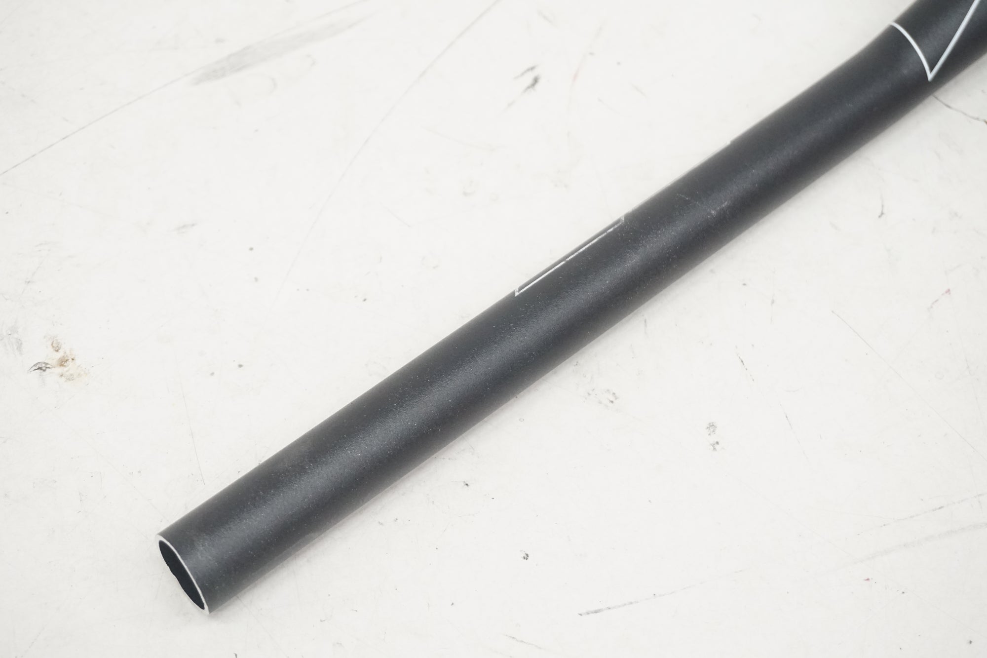 SHIMANO PRO 「シマノプロ」 LT Φ31.8 720mm ハンドル / 大阪美原北インター店
