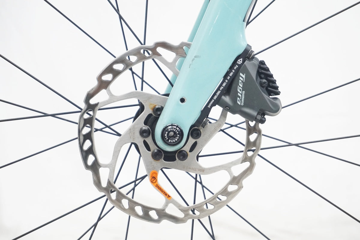 トレック TREK　ロードバイク本体　美品　DOMANE AL4 DISC トレック(TREK) ドマーネ AL 4 ディスク (Domane AL4 Disc) 2023