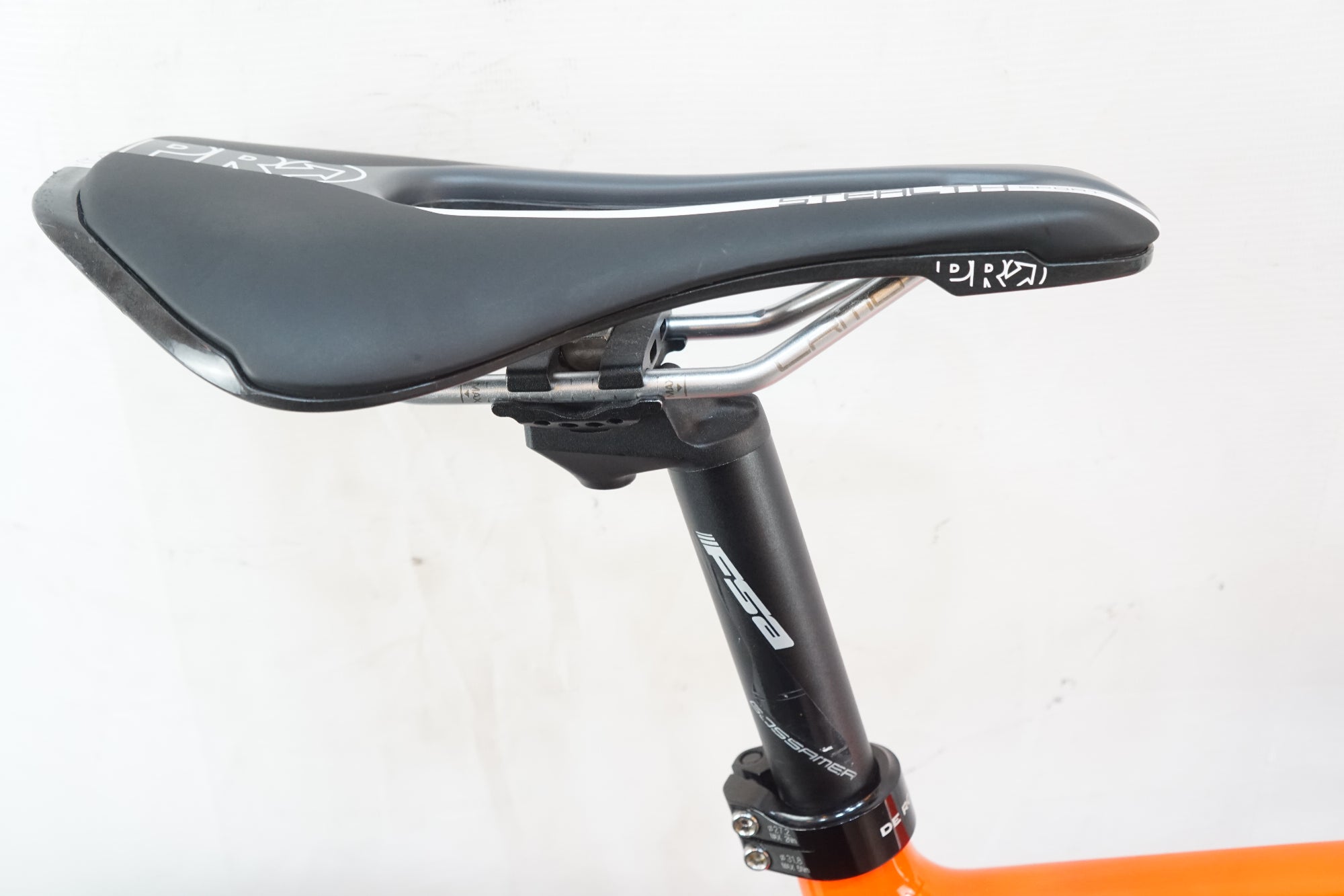 DE ROSA 「デ ローザ」 838 DISK 2023年モデル ロードバイク / バイチャリ浦和ベース