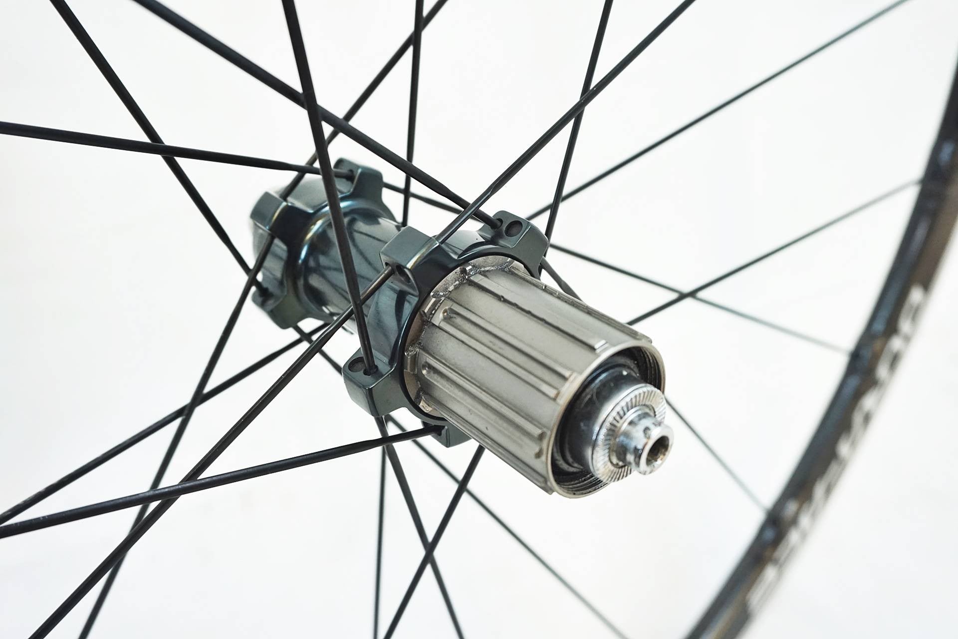 フロント縦振れ有 SHIMANO DURA-ACE C24 WH-9000 SHIMANO「シマノ」 DURA-ACE WH-9000 C24 シマノ1速 ホイール