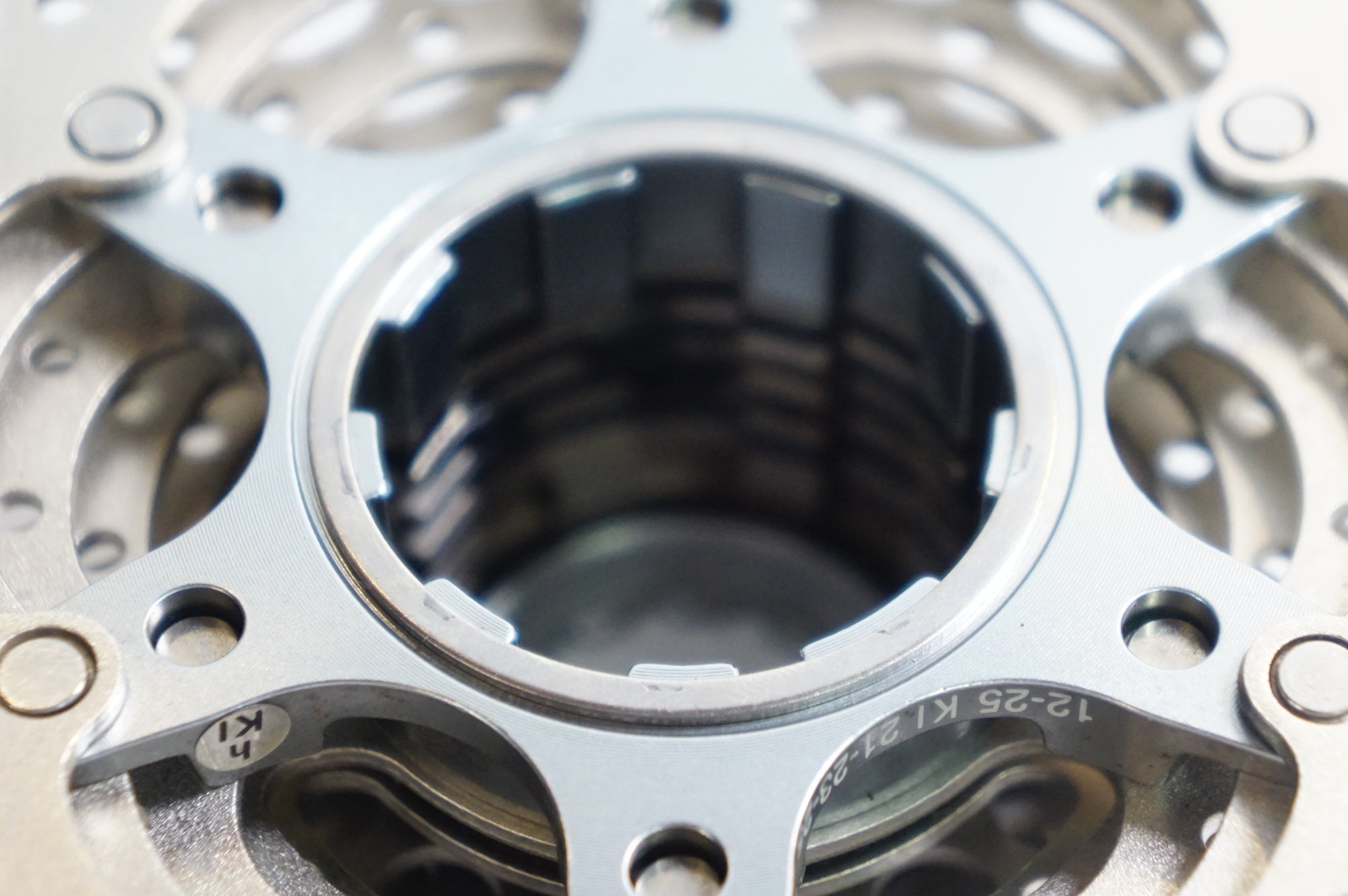 SHIMANO 「シマノ」 ULTEGRA CS-6700 12-25T スプロケット / 有明ガーデン店