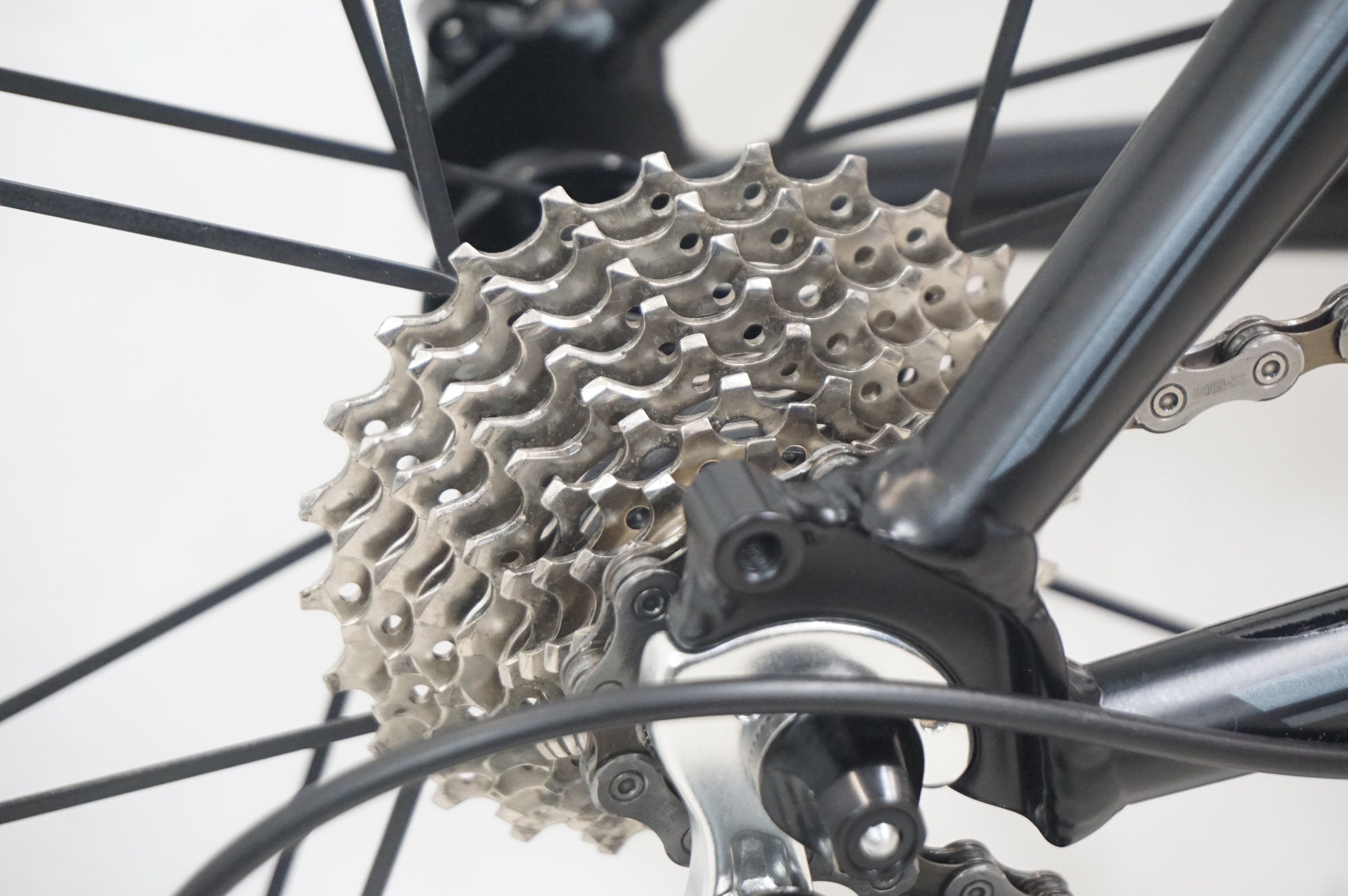 TERN 「ターン」 SURGE PRO 2023年モデル 20インチ ミニベロ / 福岡店