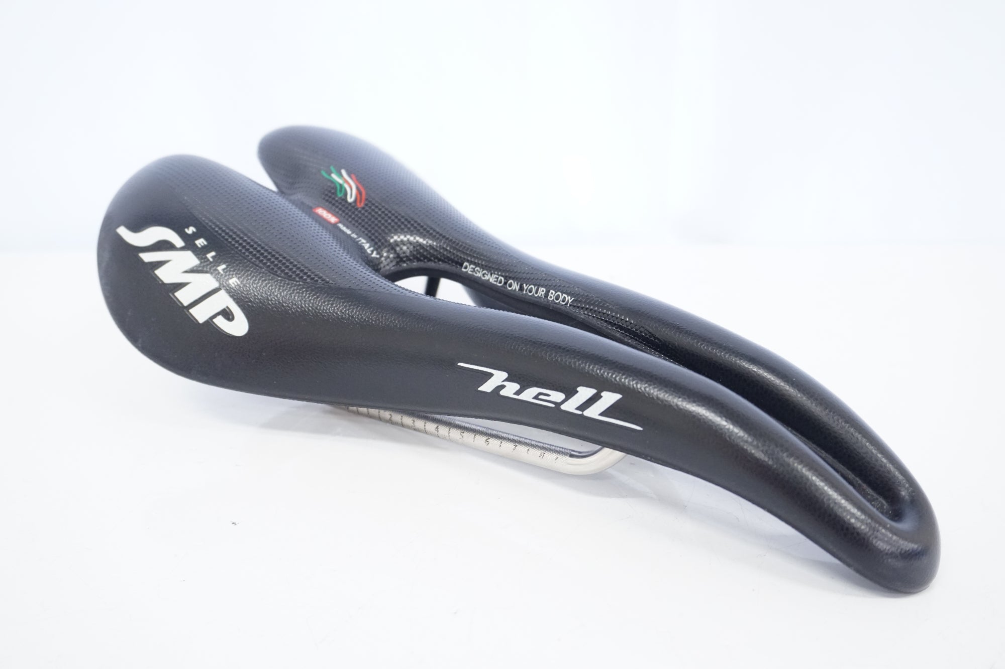 SELLE SMP 「セラエスエムピー」 HELL サドル / 浜松店