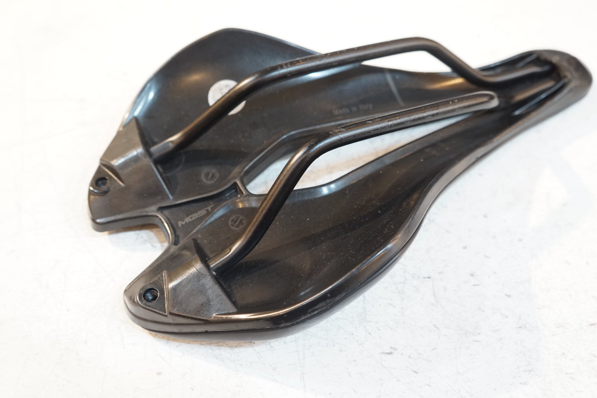 MOST 「モスト」 LYNX ULTRA サドル / バイチャリ浦和ベース