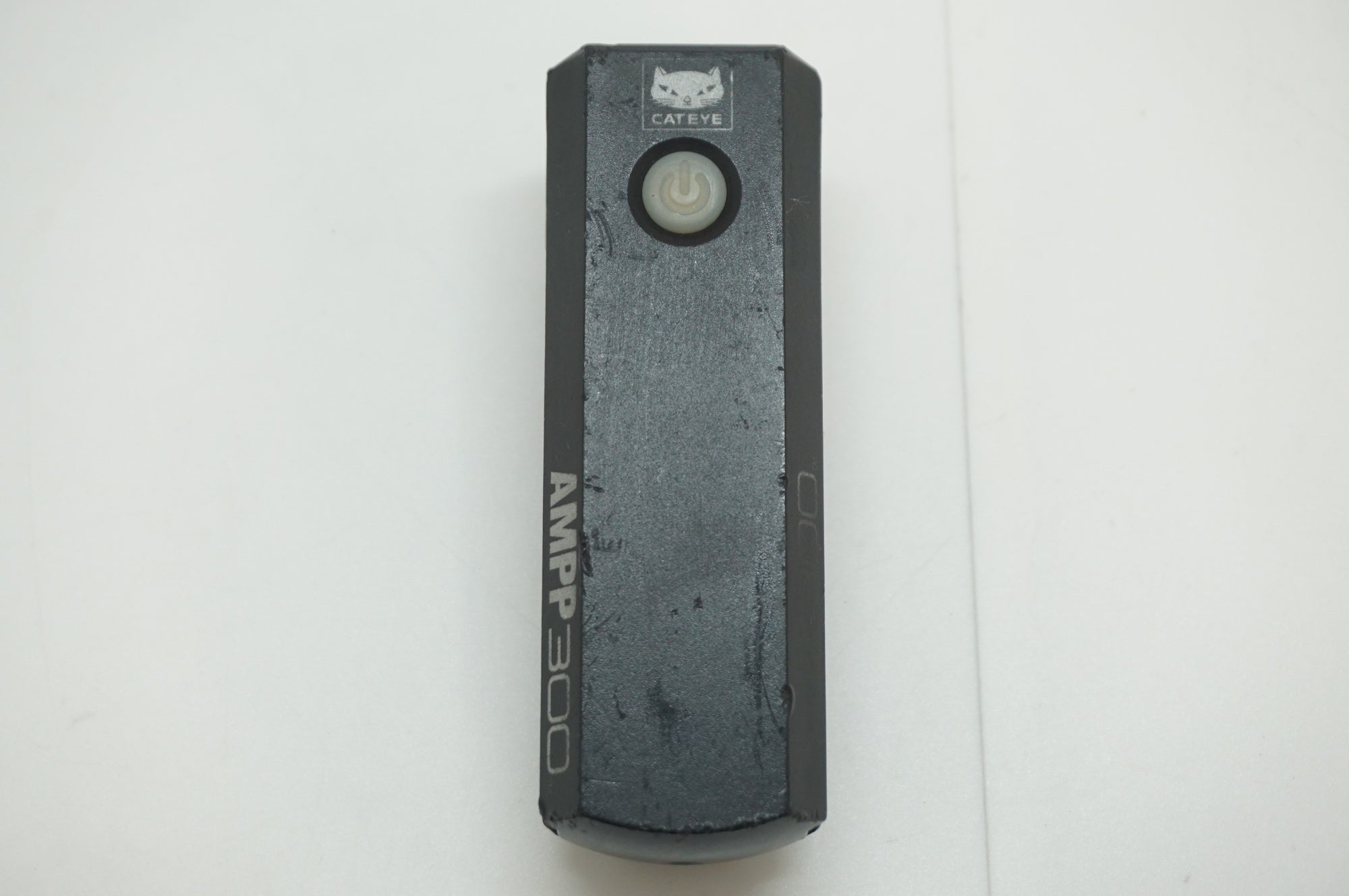 CATEYE 「キャットアイ」 AMPP300 フロントライト / 福岡店