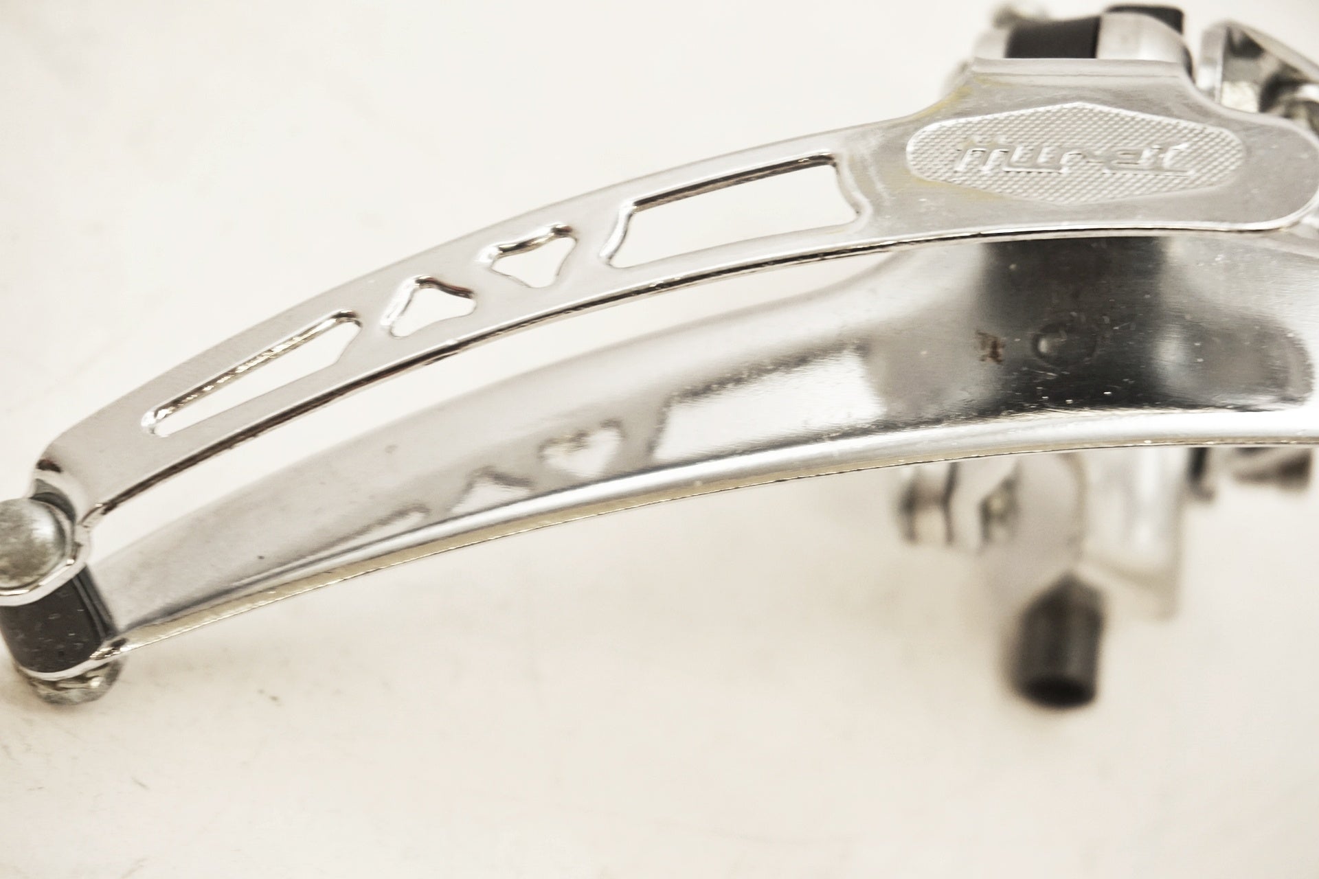 HURET 「ユーレー」 チャレンジャー フロントディレイラー / 有明ガーデン店