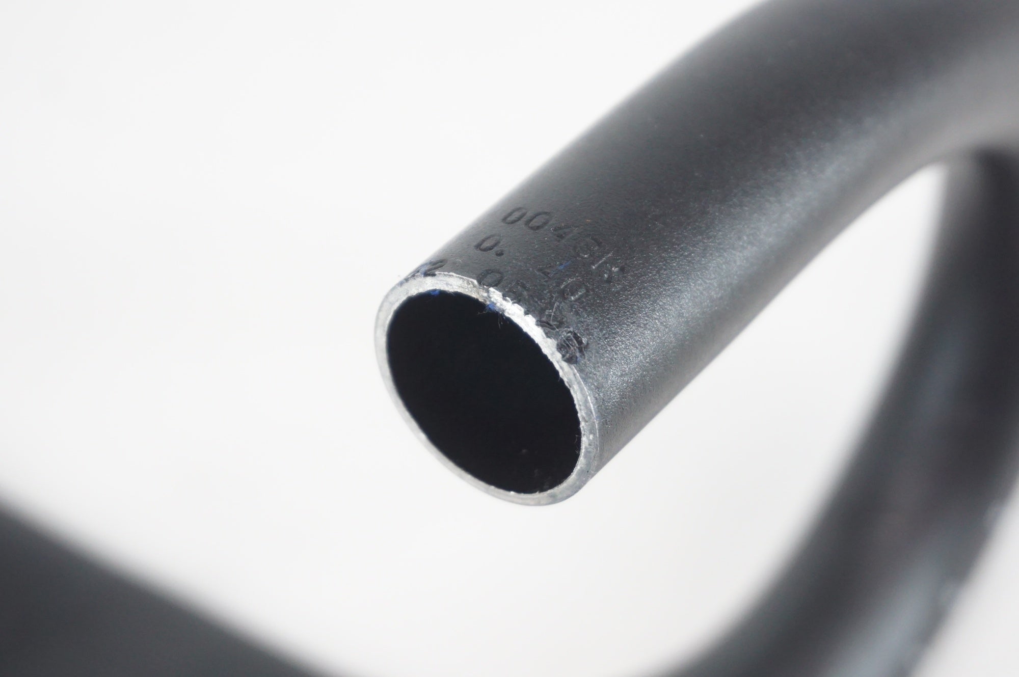 BONTRAGER 「ボントレガー」 RL Φ31.8 400mm ハンドル / 阪急塚口店