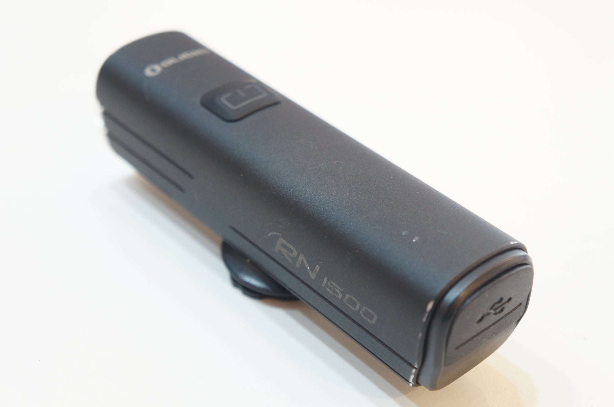 OLIGHT 「オーライト」 RN 1500 フロントライト / バイチャリ浦和ベース