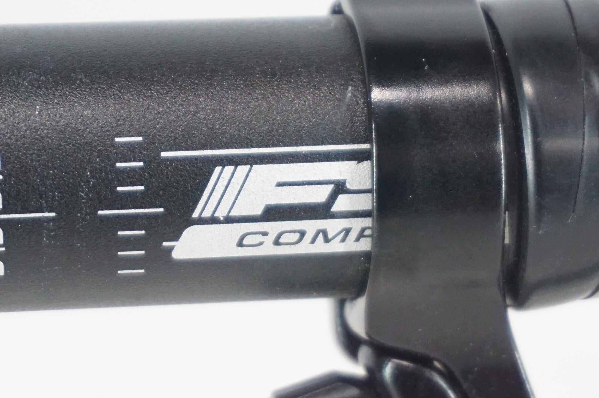 FSA 「エフエスエー」 OMEGA COMPACT Φ31.8 400mm ハンドル / 阪急塚口店